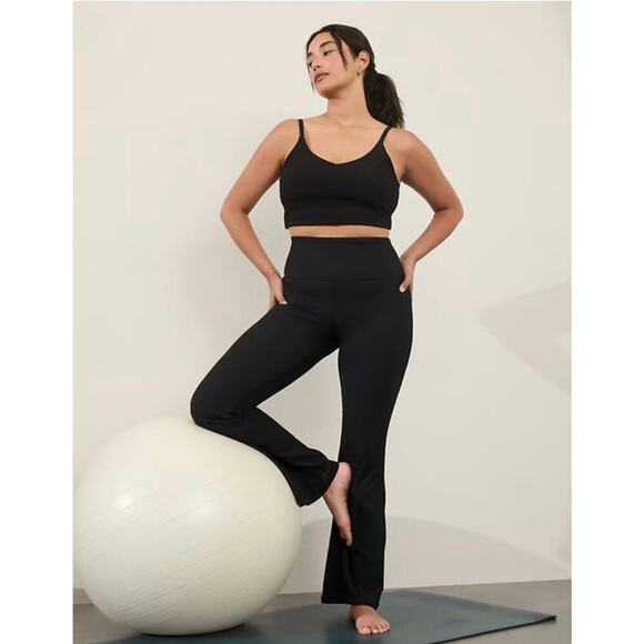 Athleta Pants - Athleta Elation Rib Crop Flare Pants size 2X Black